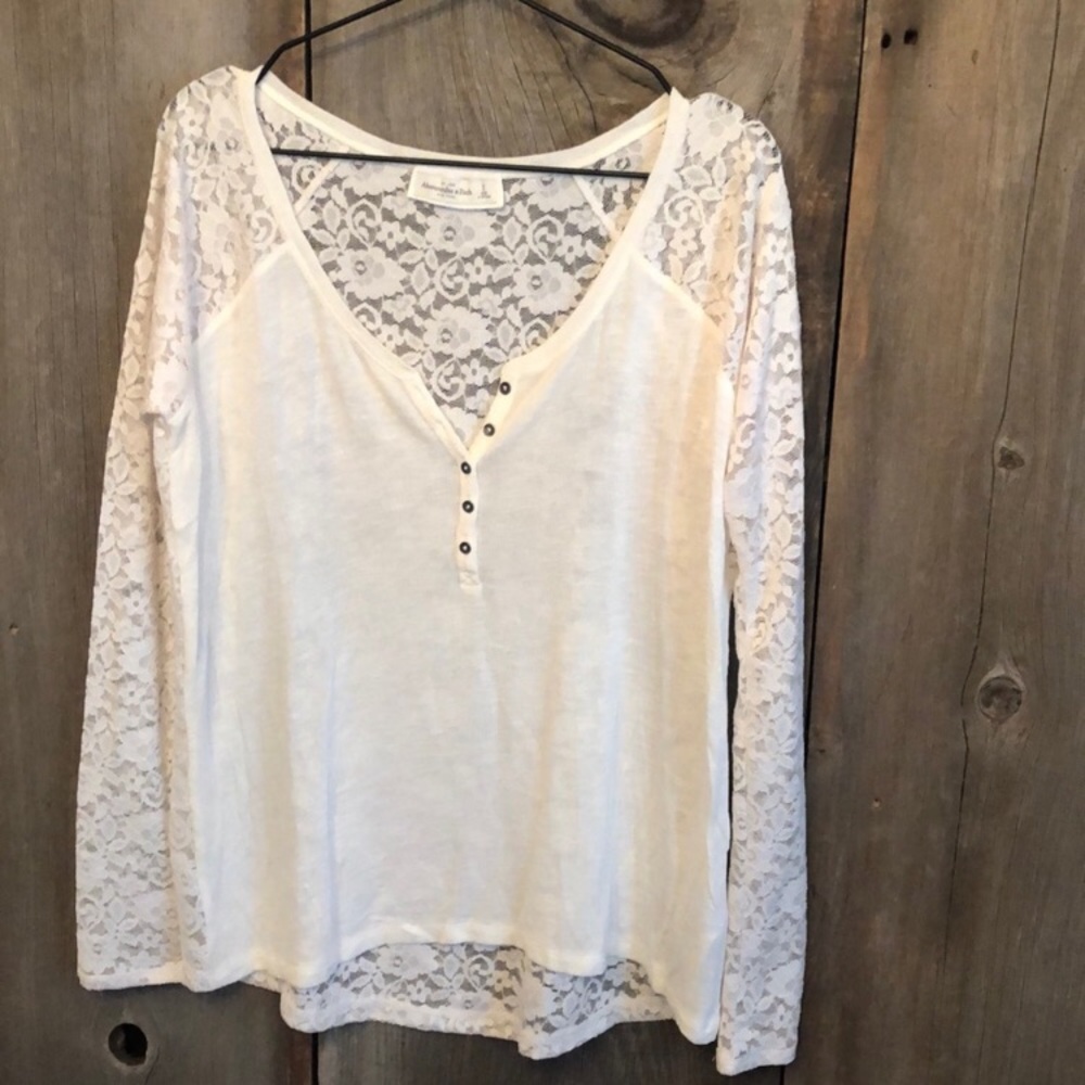 Abercrombie & Fitch Lace Long Sleeve Top in Cream Size Small Women’s